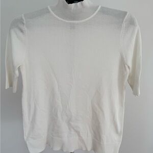 Cable & Gauge | White Sweater | Medium | Mock Turtleneck | Short Sleeve